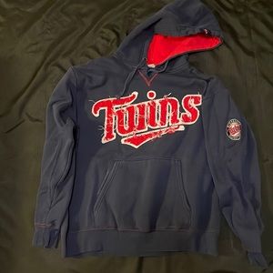 Majestic Minnesota Twins Hoodie. Size L